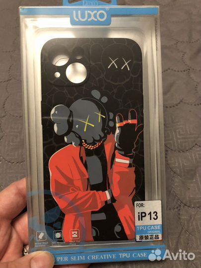 Чехол на iPhone 13