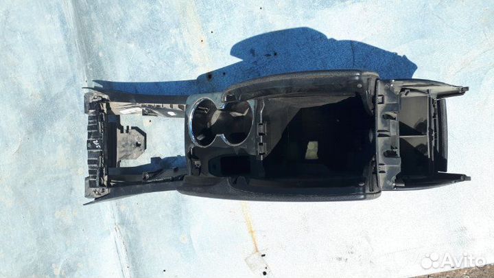 Подлокотник Mercedes-Benz Glk-Class X204