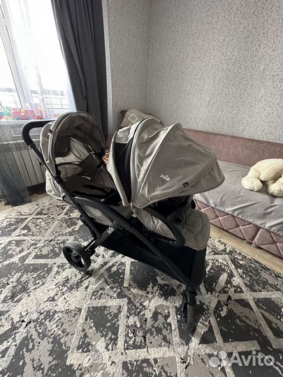 Коляска для двойни погодок Joie Evalite Duo