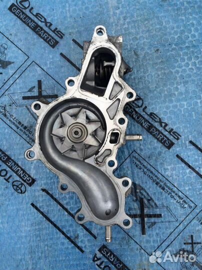 Насос водяной (помпа) Lexus Lx450D 4 2016