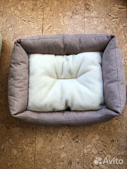 Лежанка для собак мелких пород и кошек 60х40 см