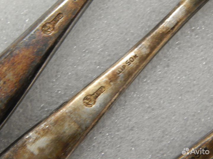 5 наборов Ложек.4 Чайные+1 Столовые