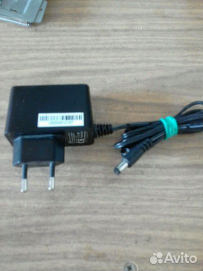 Блок питания Amigo: 12 V 1 A