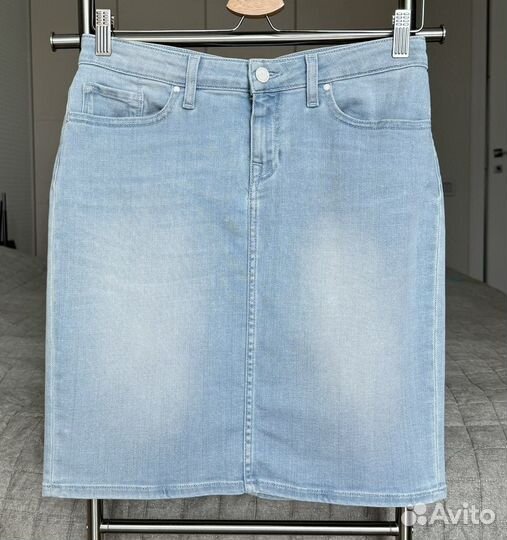 Джинсовые шорты и юбка Tommy Hilfiger цена за все