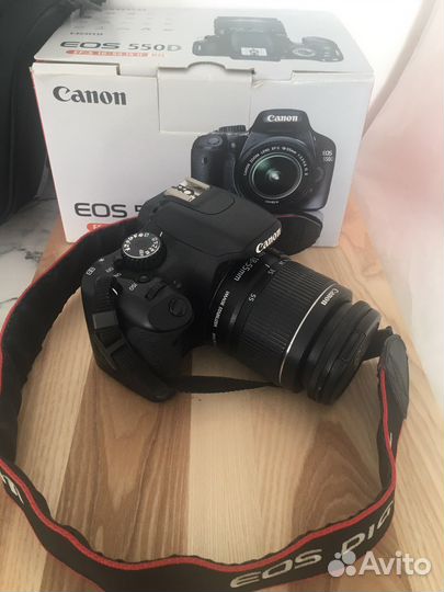 Зеркальный фотоаппарат canon 550d