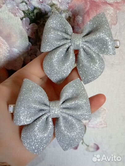 Заколки для волос