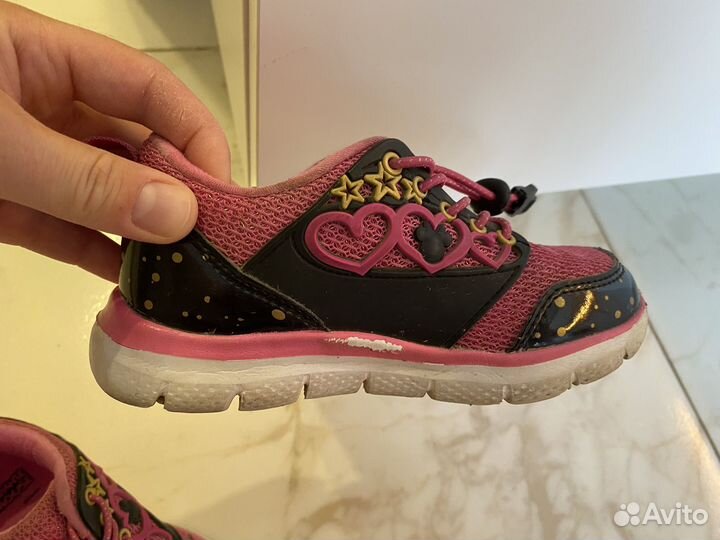 Кроссовки 27