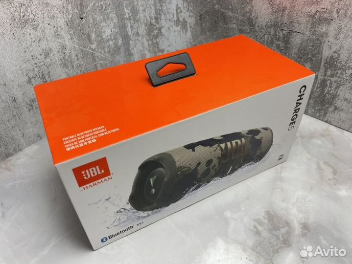 Портативная колонка JBL Charge 5 Камуфляж