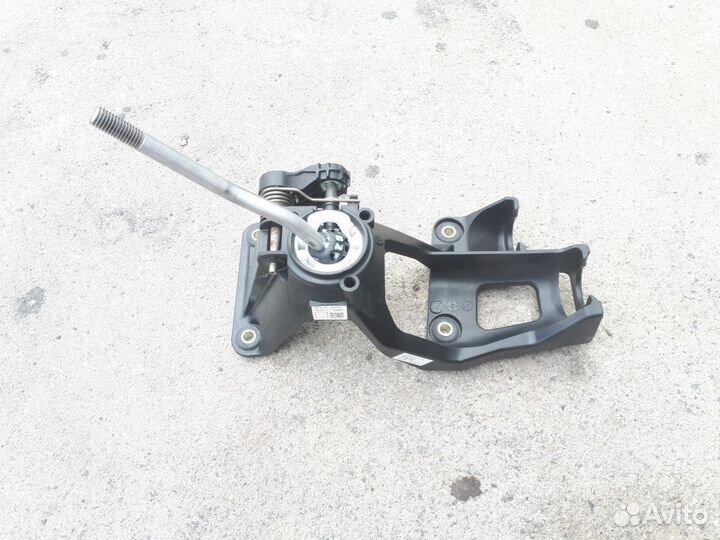 Кулиса МКПП Лада Веста