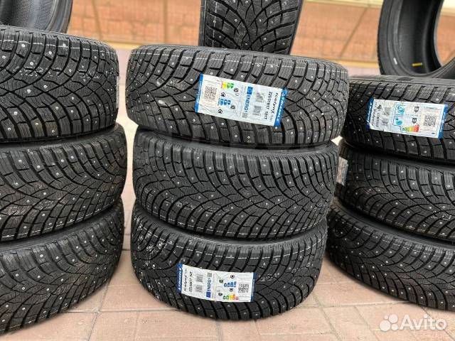 Triangle IcelynX TI501 215/60 R17
