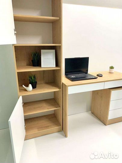 Стеллаж, стол, тумба