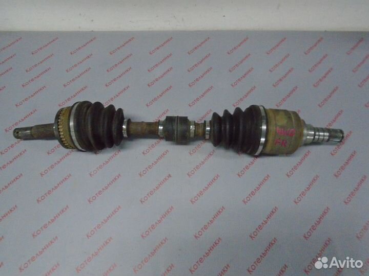 Nissan 39100-65J00 Вал приводной правый