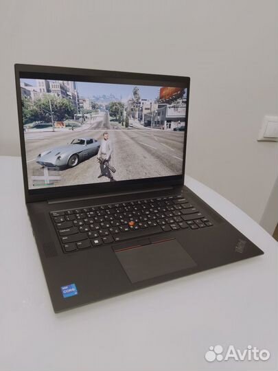 Lenovo Thinkpad P1 gen.5 (i7 12700H, A2000, 2.5K)