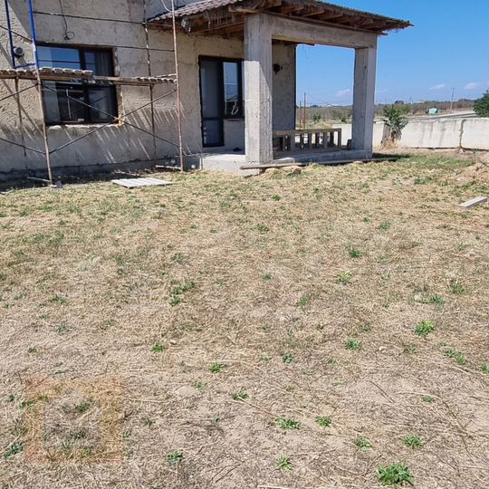 Дом 185,4 м² на участке 9,5 сот.