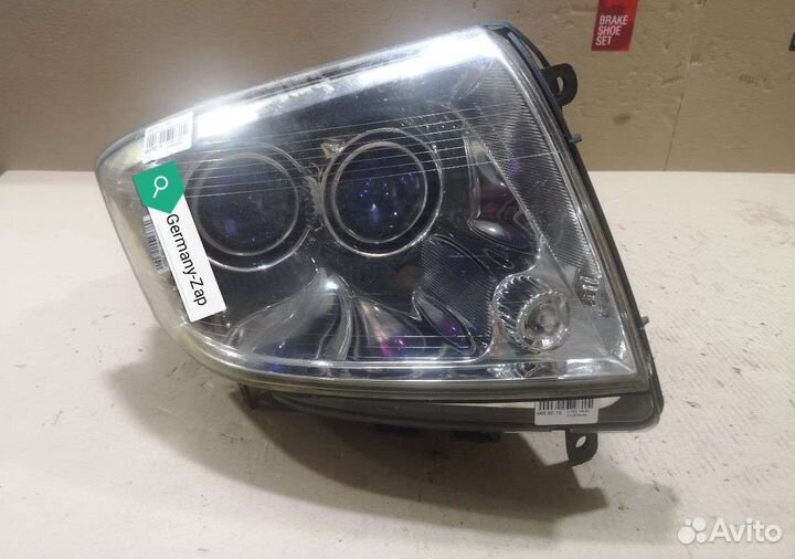 Фара левая/правая Cadillac Sts