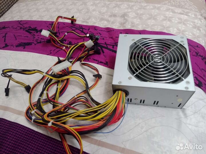 Блок питания fsp 600w