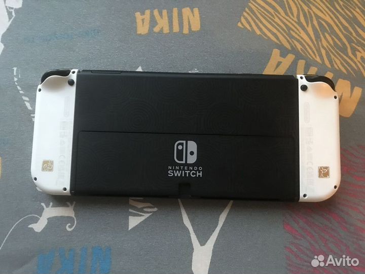 Nintendo switch oled zelda edition
