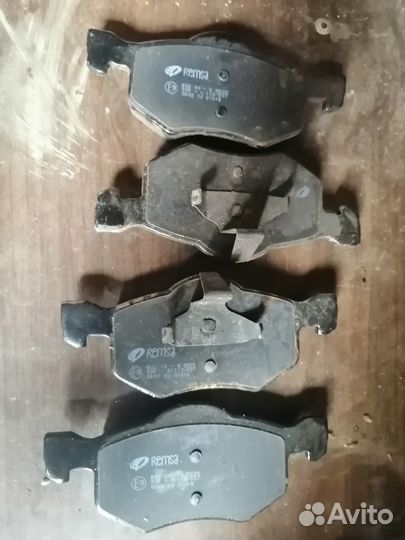 Передние тормозные колодки Ford,Mazda (Форд,Мазда)