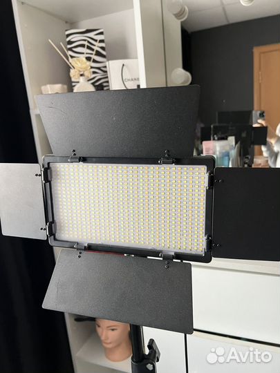 Видеосвет pro LED 600