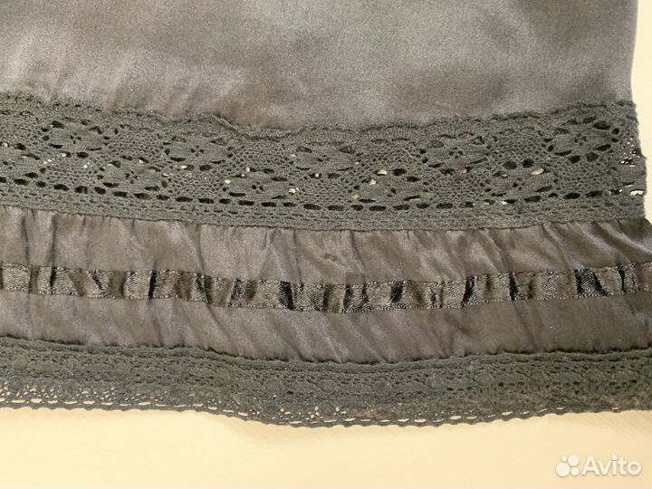 Шелковый топ с кружевом