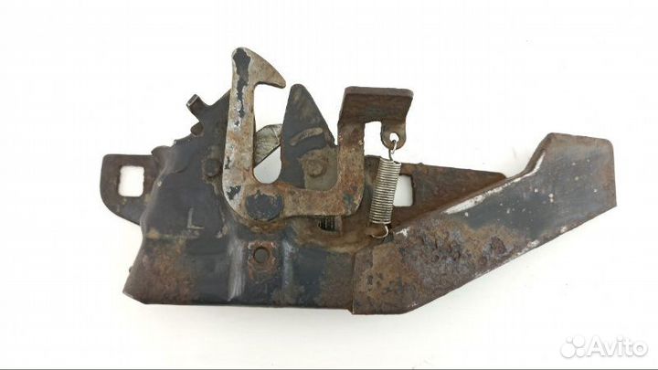 Замок капота Isuzu Rodeo Y22SE 2002