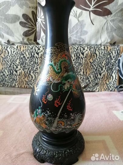 Ваза из дерева китай