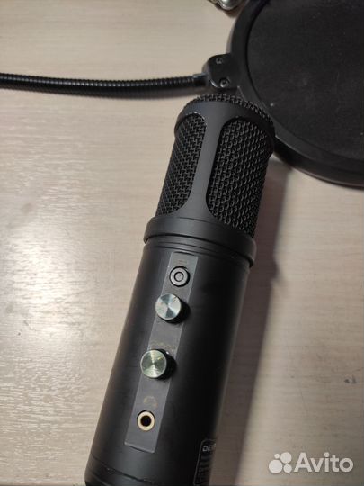 Микрофон dexp u700