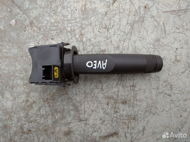 Переключатель подрулевой Шевроле Авео Т300