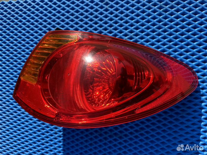 Фонарь задний правый Hyundai Elantra HD