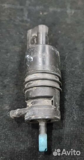 Насос омывателя лобового стекла Mercedes W221