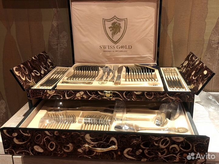 Набор столовых приборов