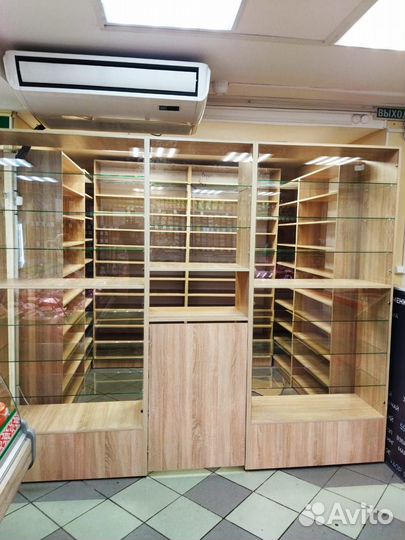 Витрины для табака и сигарет