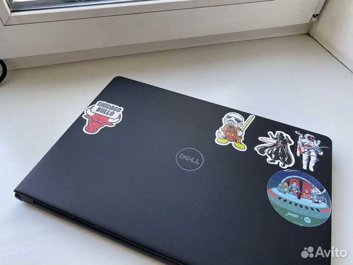 Игровой ноутбук Dell