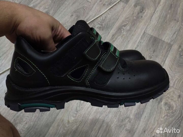 Ботинки рабочие 40,новые
