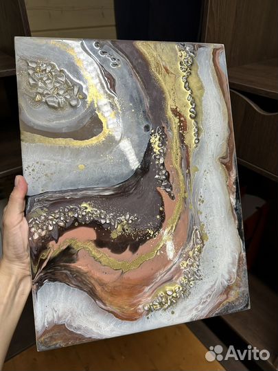 Картина из эпоксидной смолы Срез камня