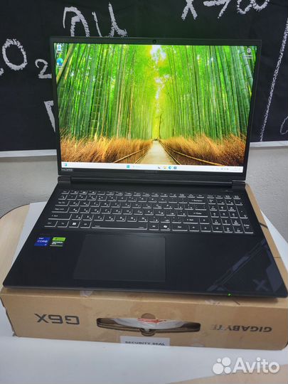 Ноутбук игровой Gigabyte G6X 2024, i7 RTX 4060