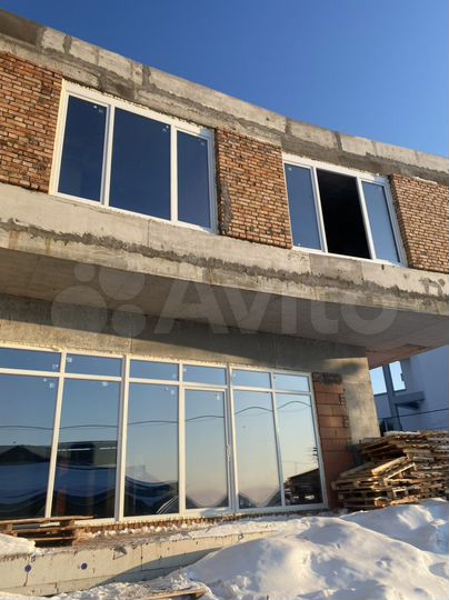 Дом 475 м² на участке 11 сот.