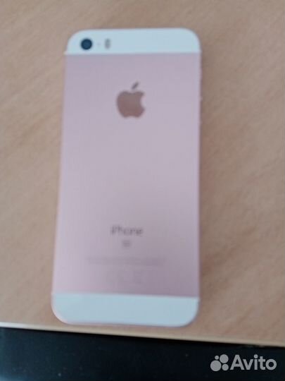 iPhone SE, 32 ГБ