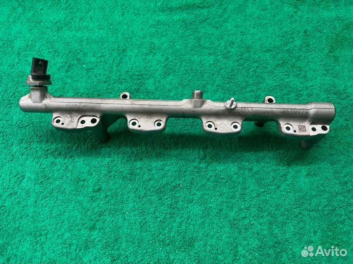 Топливная рампа Bmw 5 G30 19Г