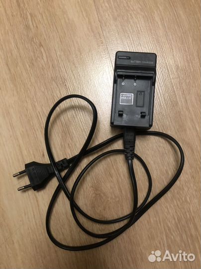 Зарядное устройство