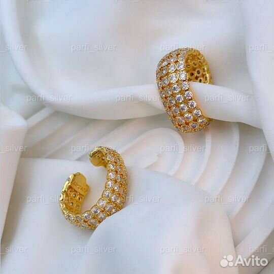 Серьги кафы Balenciaga