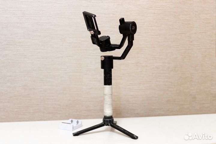 Электронный стабилизатор Zhiyun crane plus