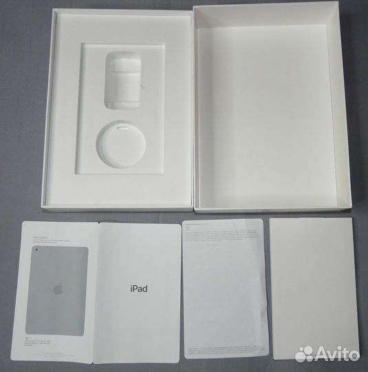 Коробка от Apple iPad 9, Airpods Pro