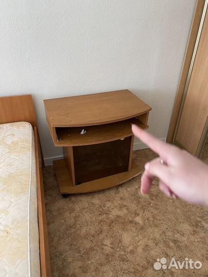 Стол и тумба