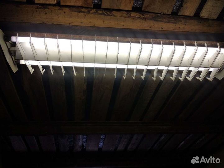 Светильники люминесцентный с лампами промышленные