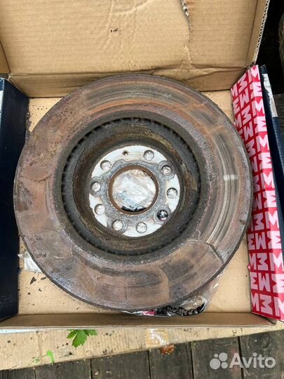 Тормозные диски передние tiguan 2