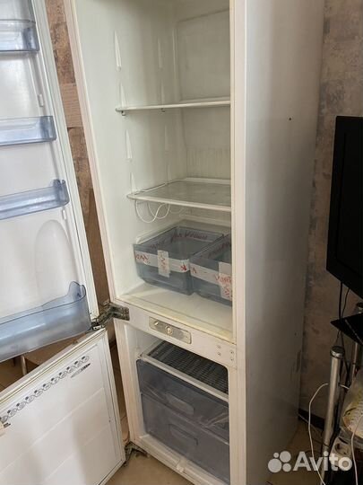 Холодильник бу встраиваемый