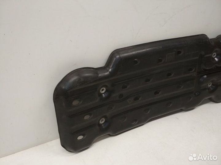 Защита бака Toyota Hilux 8 2015