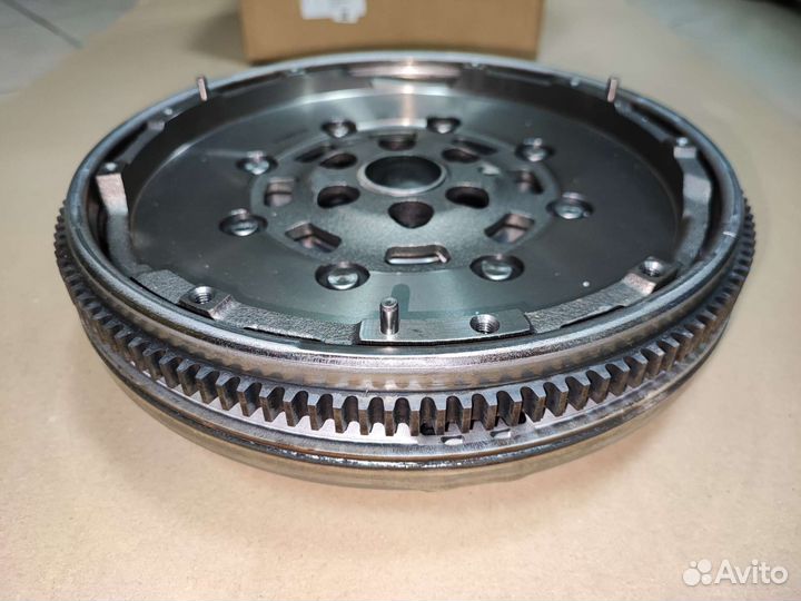 Маховик двухмассовый VAG