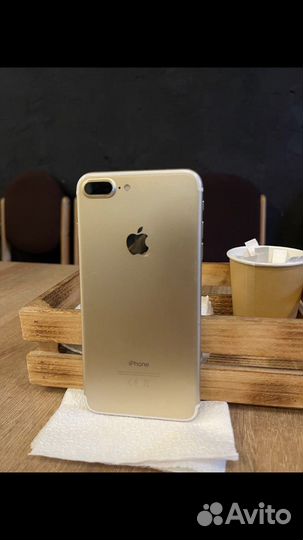 Телефон iPhone 7 plus